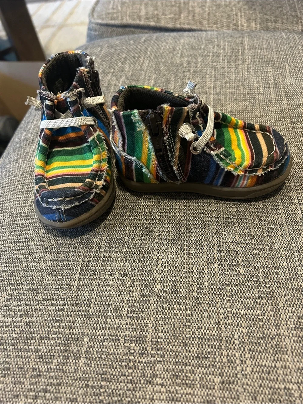 Ropers- infant size 3. For 6-9 mos. Striped Canvas Mock-Tie Shoes